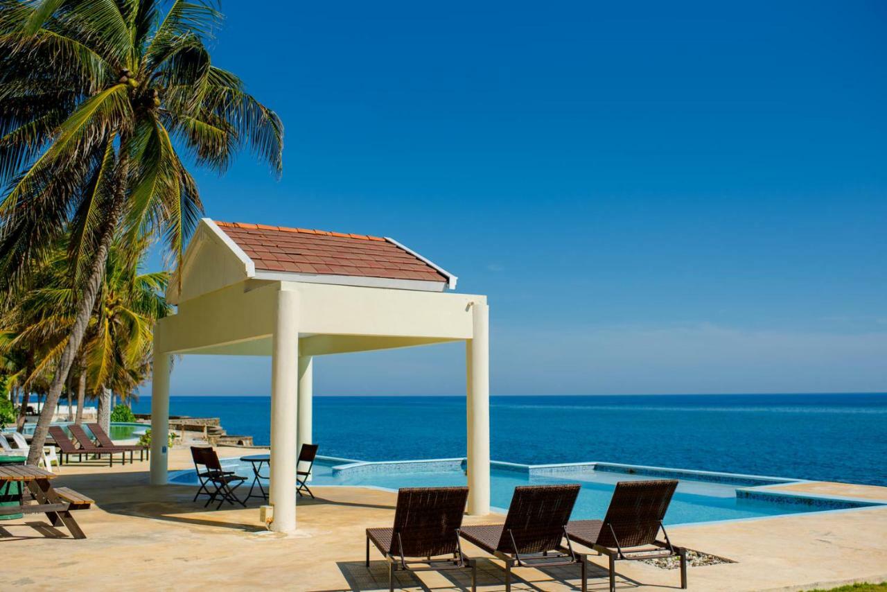 Ocho Rios Penthouse At Whispering Seas Apartment Luaran gambar